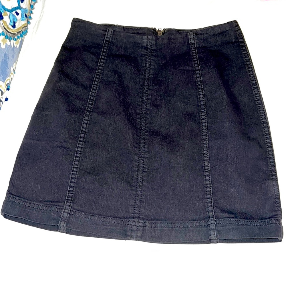Free People denim skirt sz 4